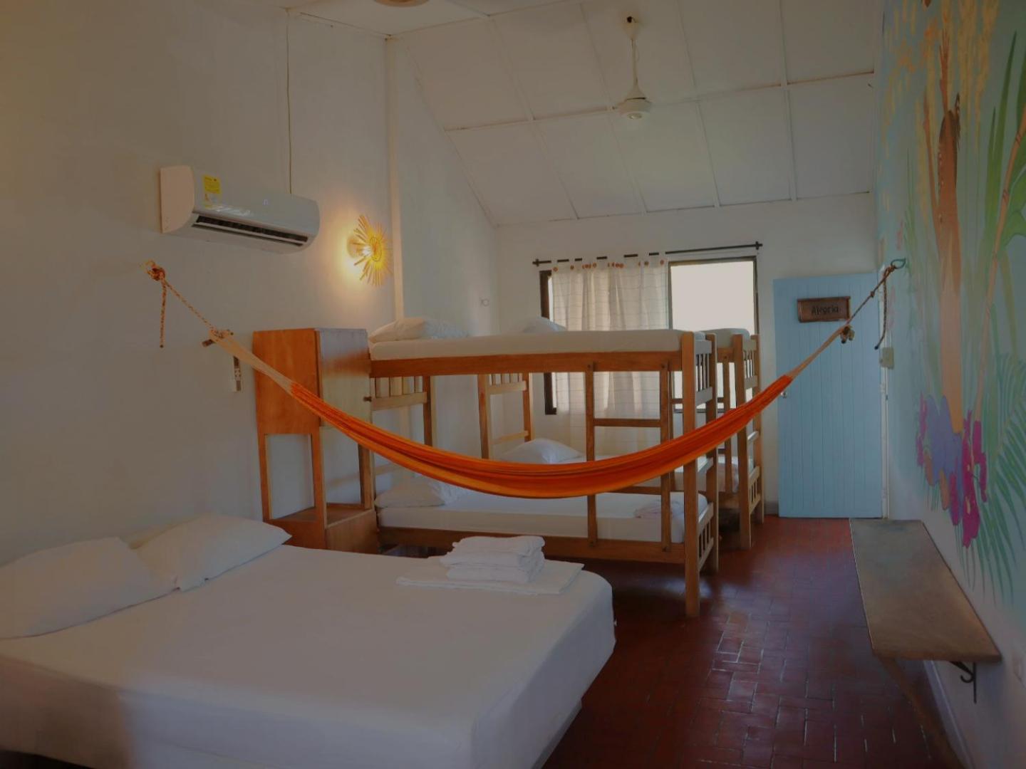 Mar Amar Casa De Playa Hotel Coveñas Buitenkant foto